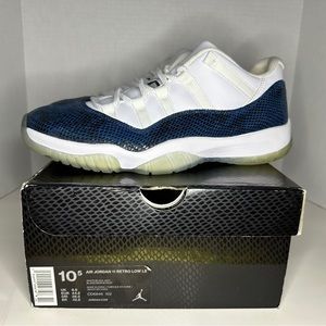 Jordan 11 Retro Low LE Navy Snakeskin Size 10.5M Pre-loved